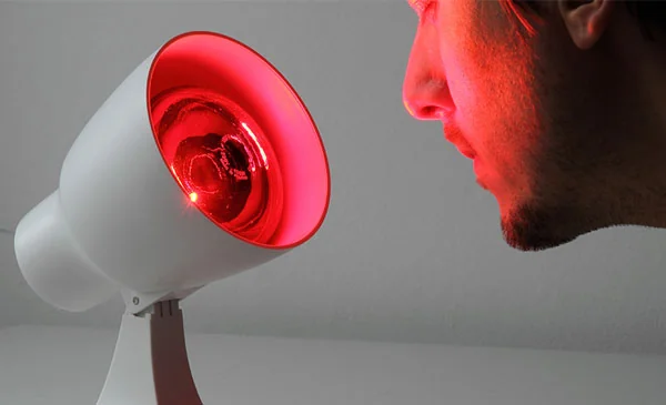 klassische Rotlichtlampe